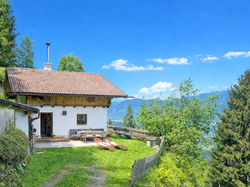 Bergh�tte Tuxer Alpen ... ankommen in der Bergh�tte in herrlicher Lage